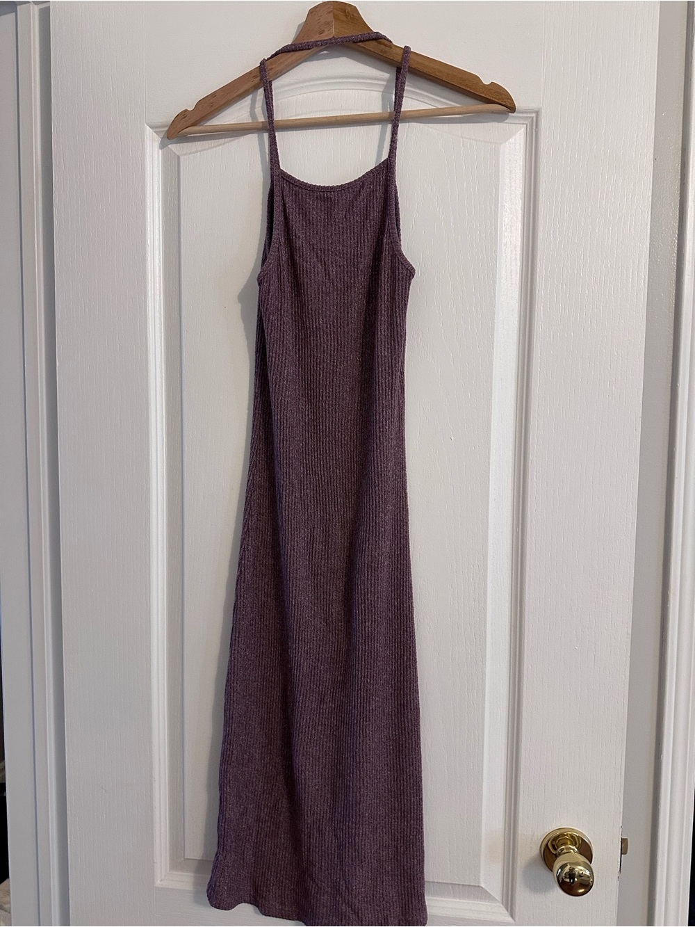 Women's Sleeveless Ribbed Maxi Dress - Mauve